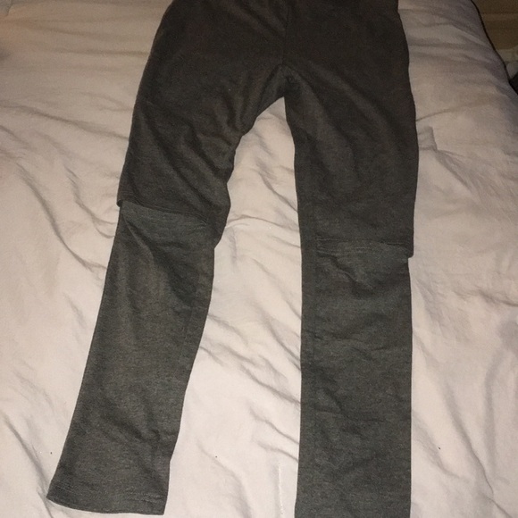 Outfit Bundle - Picture 4 of 6